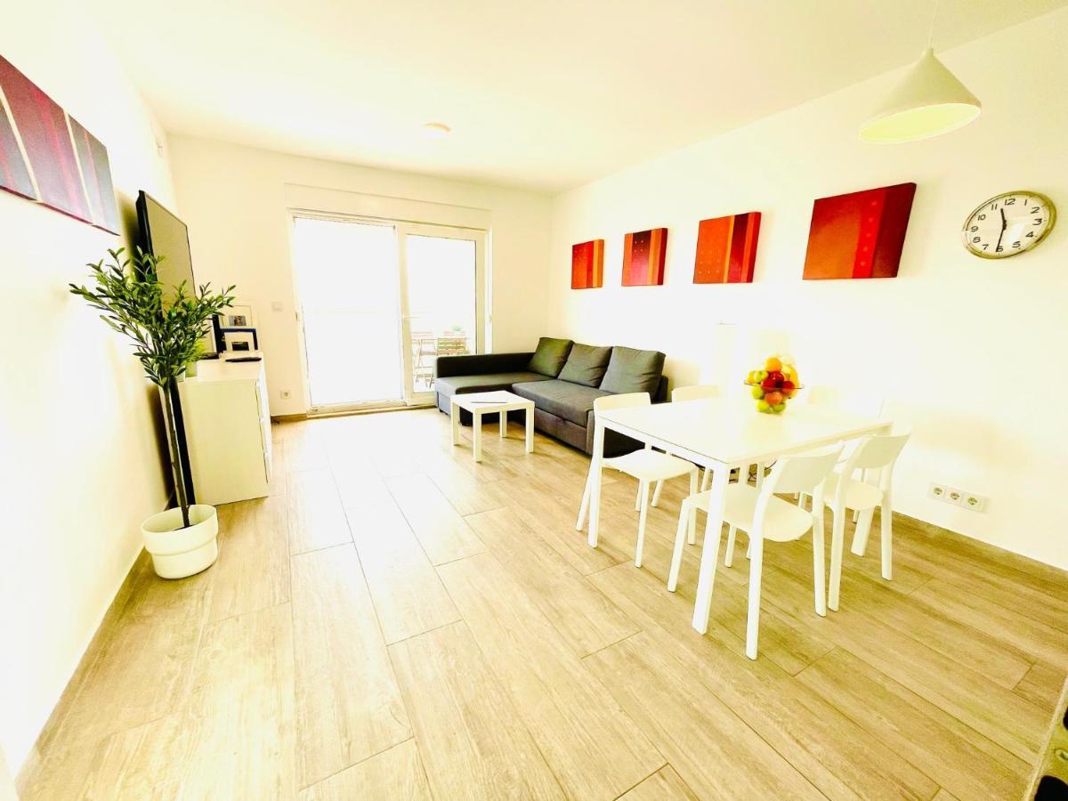 Anapartments *