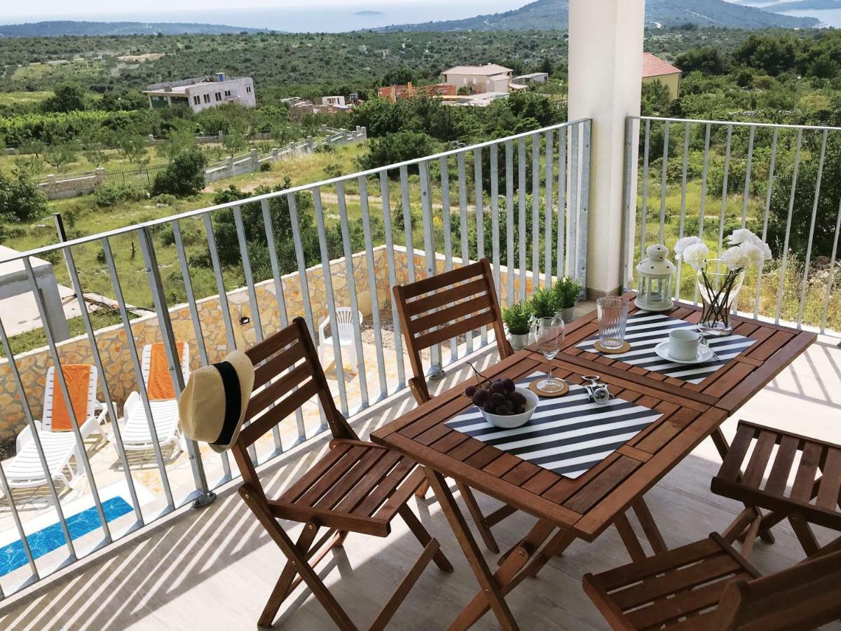 Anapartments * Primosten